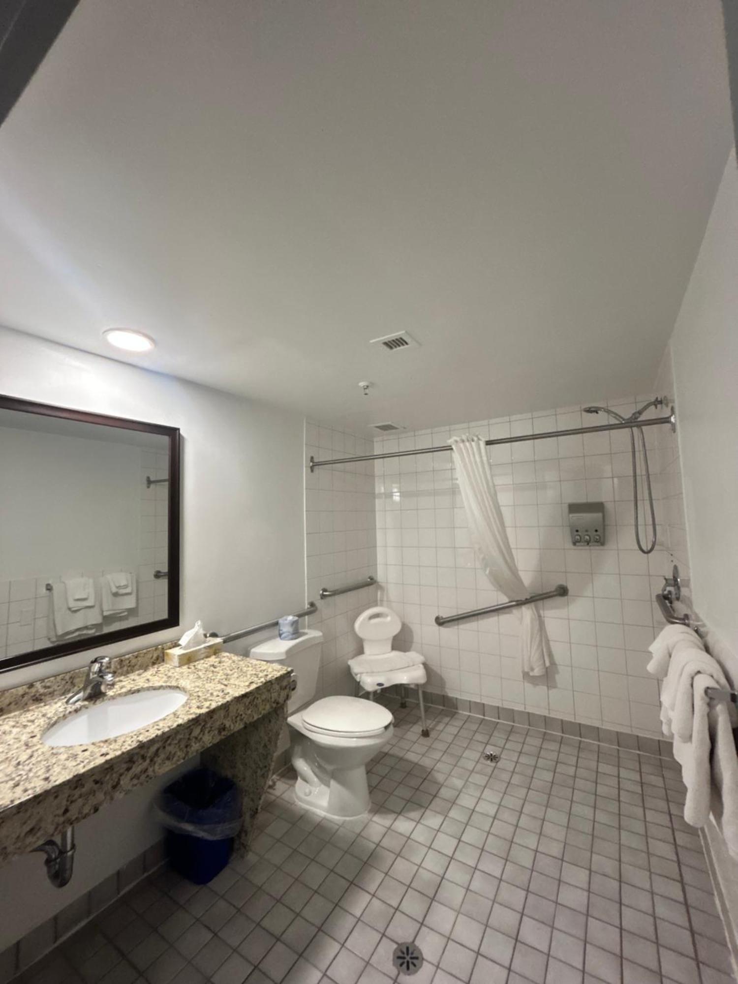 Charlottetown Inn & Conference Centre 외부 사진